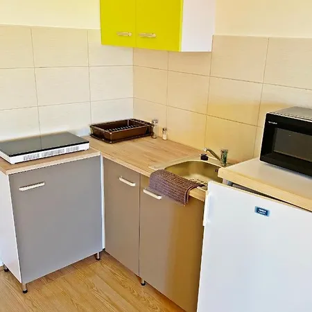 Liptak Vendeghaz Apartment Balatonfured Exterior photo