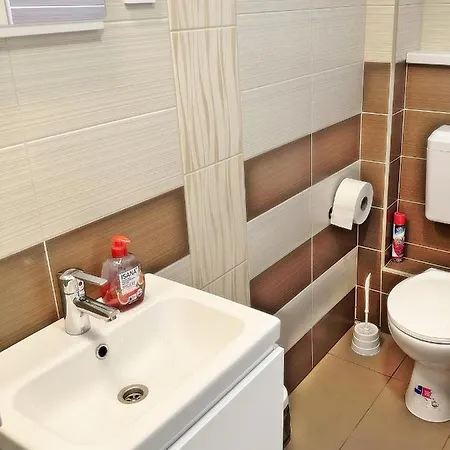 Liptak Vendeghaz Apartment Balatonfured Exterior photo